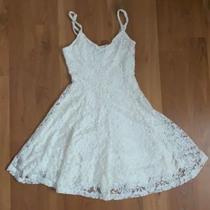 American Eagle white lace dress